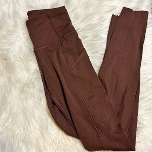 Fast and free lululemon leggings